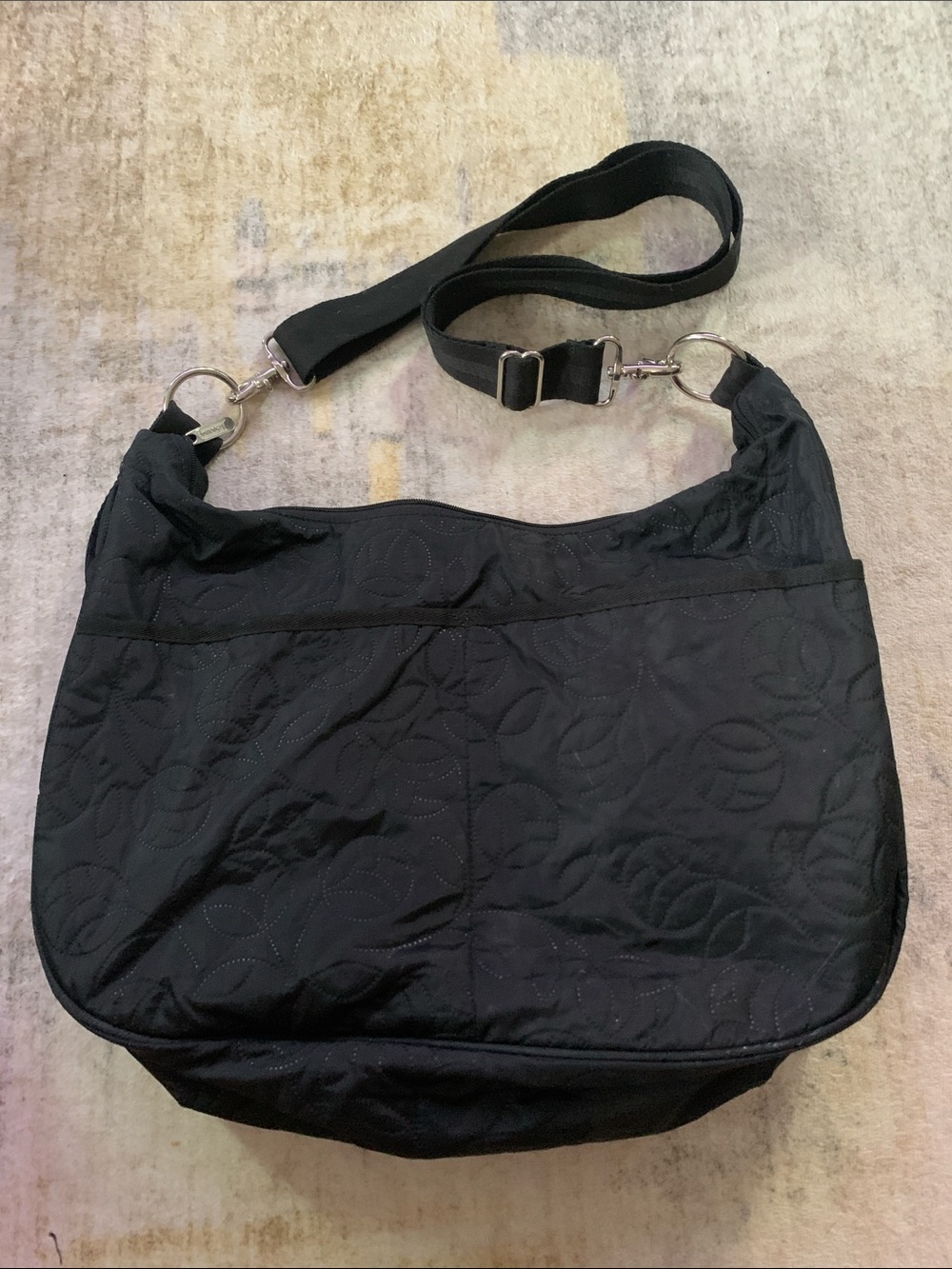 Lesportsac Black Quilted Shoulder Diaper Bag with Matching Pouch/ Changing Pad - Picture 2 of 12